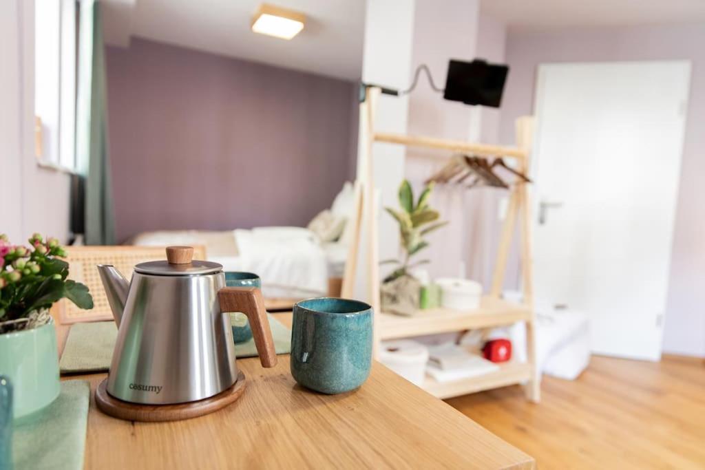 Altstadt Apartment Am Dom Wetzlar, 1 Zi, Kueche, Bad Mit Parkplatz Am Grundstueck Eksteriør bilde