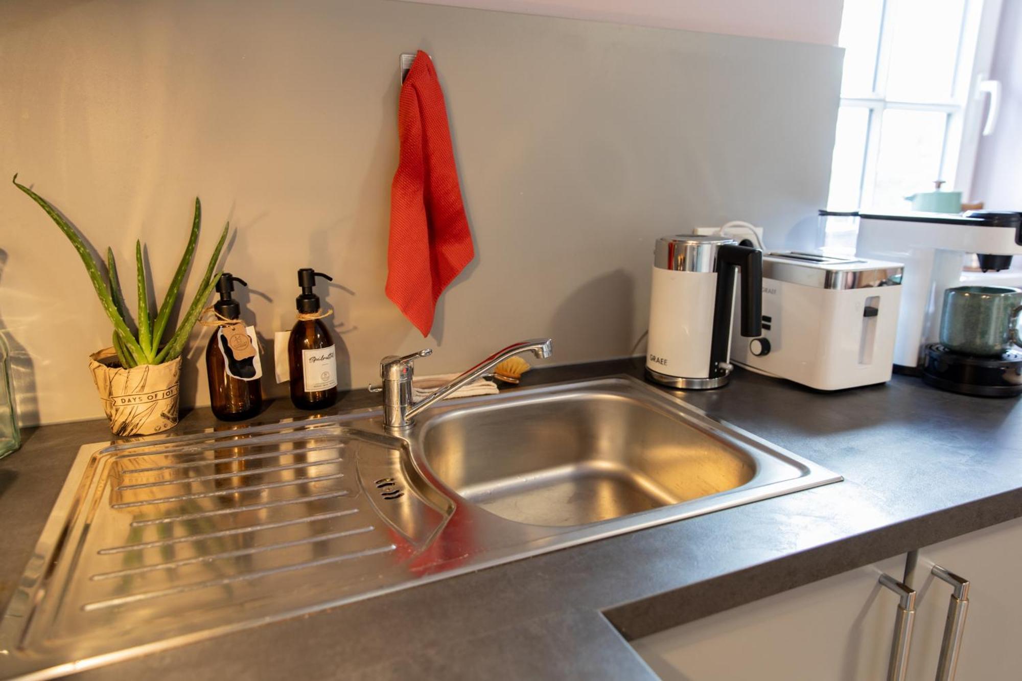 Altstadt Apartment Am Dom Wetzlar, 1 Zi, Kueche, Bad Mit Parkplatz Am Grundstueck Eksteriør bilde