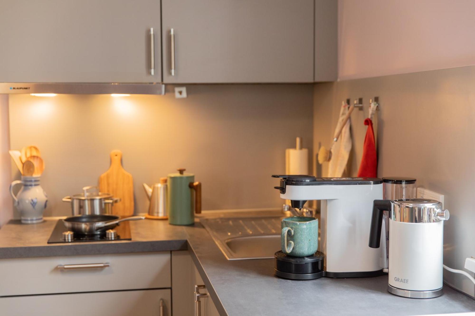 Altstadt Apartment Am Dom Wetzlar, 1 Zi, Kueche, Bad Mit Parkplatz Am Grundstueck Eksteriør bilde